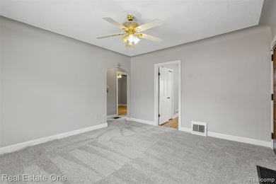 6720 N Lafayette St, Dearborn Heights, MI 48127 - photo 4