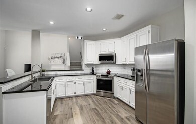 25507 Lyon Springs Ct, Spring, TX 77373 - photo 7