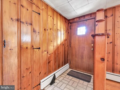 635 E Birch St, Palmyra, PA 17078 - photo 5