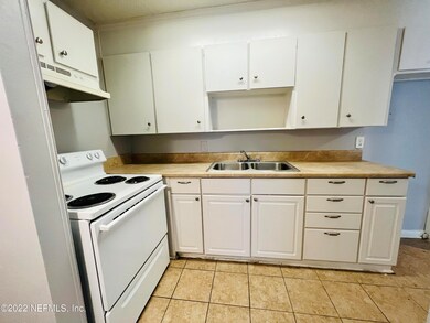 1124 Woodruff Ave unit 5, Jacksonville, FL 32205 - photo 5