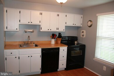 4 Hapsburg Ct, Parkville, MD 21234 - photo 4