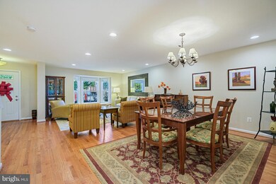 2315 Yvonnes Way, Dunn Loring, VA 22027 - photo 4