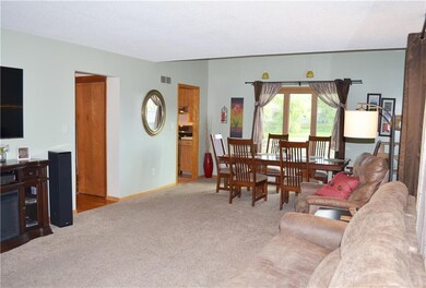 4021 Chipper Rd, Columbus, IN 47203 - photo 4