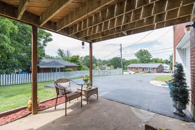 902 Beaumont Ave, Harrodsburg, KY 40330 - photo 7
