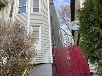 499 Morris St, Albany, NY 12208 - photo 2