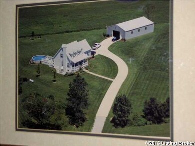 10030 Honey Ln, Louisville, KY 40229 - photo 4