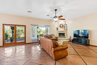 38-Living_Room_-_Copy