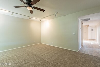 636 N Lesueur Cir, Mesa, AZ 85203 - photo 7