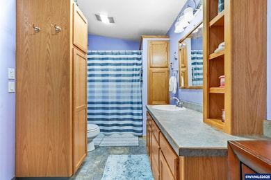 2247 Oregon Ct, Woodburn, OR 97071 - photo 7