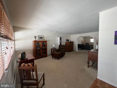 3152 Sycamore Ln, Norristown, PA 19401 - photo 5