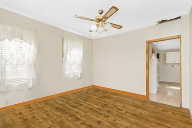 9 Wenlock Rd, Dorchester, MA 02122 - photo 7