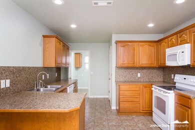 2318 Stonecrest Dr, Fayetteville, AR 72701 - photo 3