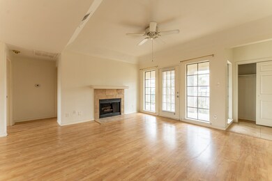 3105 San Jacinto St unit 210, Dallas, TX 75204 - photo 3