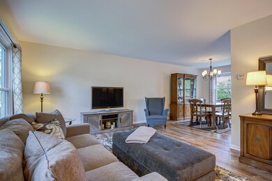 62 Foxcroft Rd, Naperville, IL 60565 - photo 7