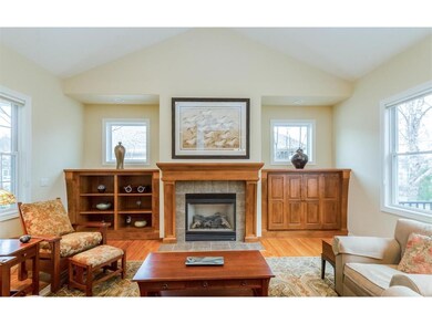 3218 Cedar River Ct NE, Cedar Rapids, IA 52411 - photo 6