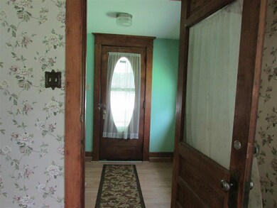 312 E Pennsylvania St, Amboy, IN 46911 - photo 3