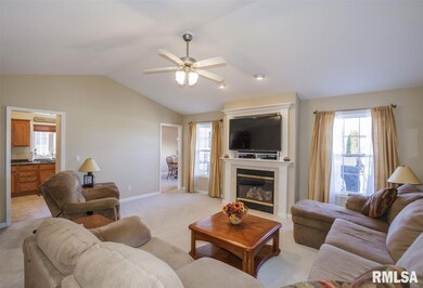 511 Fox Den Cove, Peoria, IL 61607 - photo 6