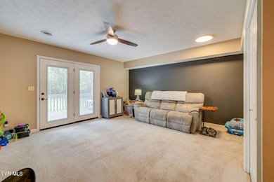 461 Eastley Ct unit 5, Kingsport, TN 37660 - photo 5