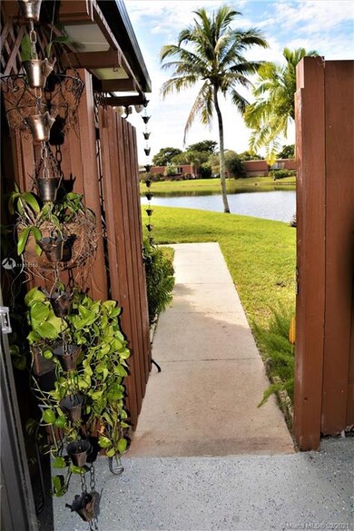 11885 SW 12th Place unit 162, Davie, FL 33325 - photo 4