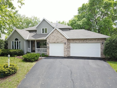 1212 Mill Creek Cir, Saint Cloud, MN 56303 - photo 2