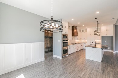 1050 Alex Dr, Springtown, TX 76082 - photo 6