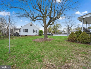 117 Reeser St, Leesport, PA 19533 - photo 6