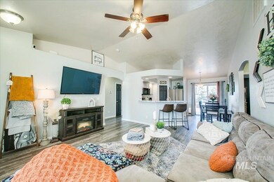 6673 E Harrington Dr, Nampa, ID 83687 - photo 7