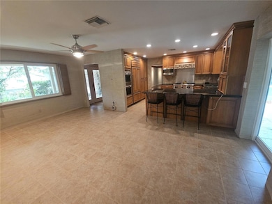 unlisted-address, Saint Petersburg, FL 33702 - photo 7