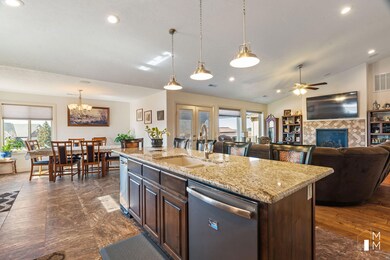 1162 S Laurie Ln, Cedar City, UT 84720 - photo 4