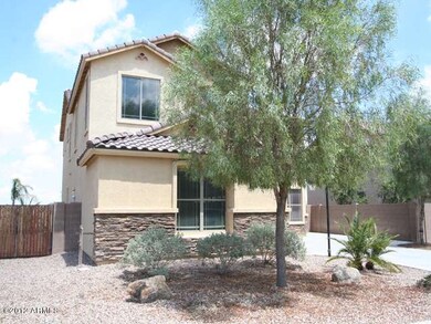 023-253152 front left