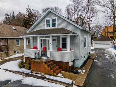 21 Garrison St, Fairhaven, MA 02719 - photo 2