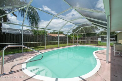 Screened Enclosed Pool & Patio