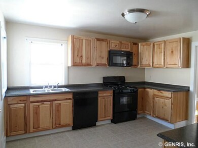 Kitchen Sink w Window