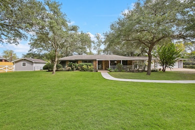 1263 County Road 147, Alvin, TX 77511 - photo 2