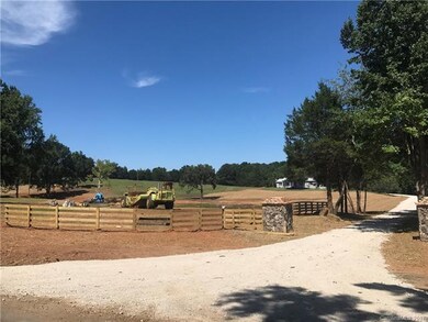 4 Plank Kentucky Fence that will painted black