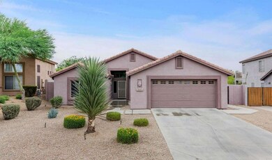 4435 E Red Range Way Cave-large-003-7-Fr