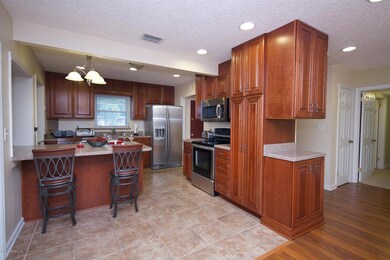 534 Grove Park Blvd, Jacksonville, FL 32216 - photo 6