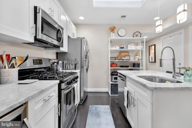 710 Shepherd Rd NW unit 6, Washington, DC 20011 - photo 6