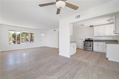 45517 Kingtree Ave, Lancaster, CA 93534 - photo 4