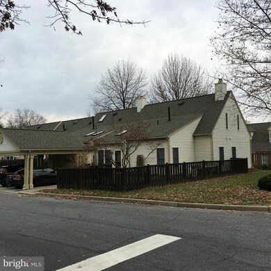 922 Mclendon Dr, Frederick, MD 21702 - photo 3