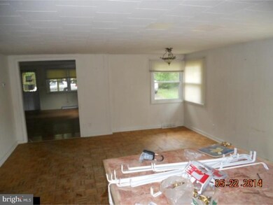 1306 NE Lakeshore Dr, Millville, NJ 08332 - photo 3