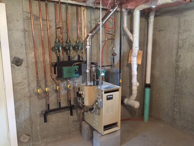 4 Abbott St, Nashua, NH 03064 - photo 7