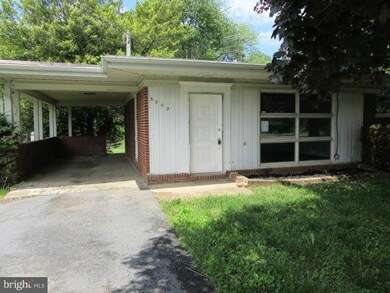 3502 Chapman Rd, Randallstown, MD 21133 - photo 3