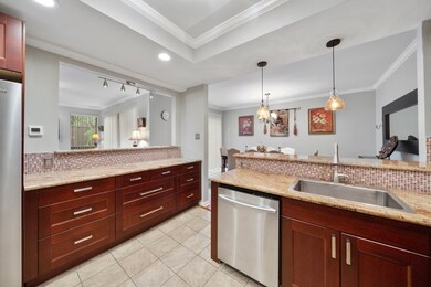 67 Litchfield Ln, Houston, TX 77024 - photo 5