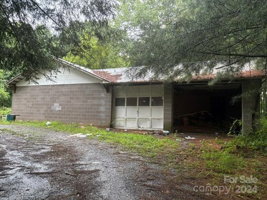 1936 Sugarloaf Rd, Hendersonville, NC 28792 - photo 3