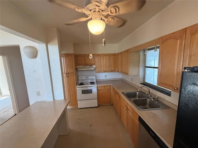 4516 57th St W, Bradenton, FL 34210 - photo 5