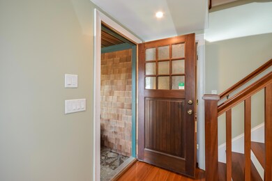 003-photo-foyer-6159990