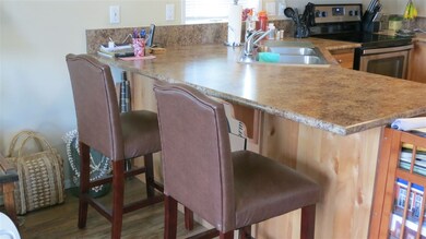 450 SE Lacreole Dr unit 121, Dallas, OR 97338 - photo 4