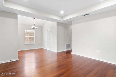 341 Audubon Cir final-4