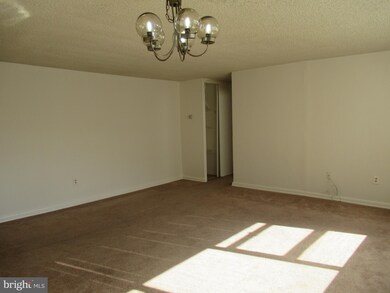 Radnor House unit 917, Bryn Mawr, PA 19010 - photo 7